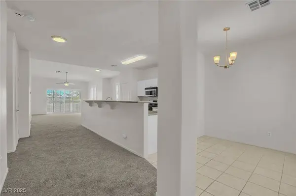 712 Peachy Canyon CIR #204, Las Vegas, NV 89144