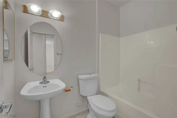 712 Peachy Canyon CIR #204, Las Vegas, NV 89144