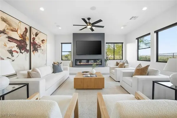 10 Camino La Venta CT, Henderson, NV 89011