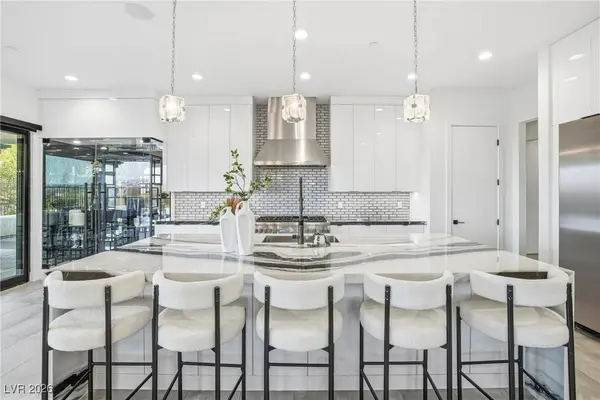 10 Camino La Venta CT, Henderson, NV 89011