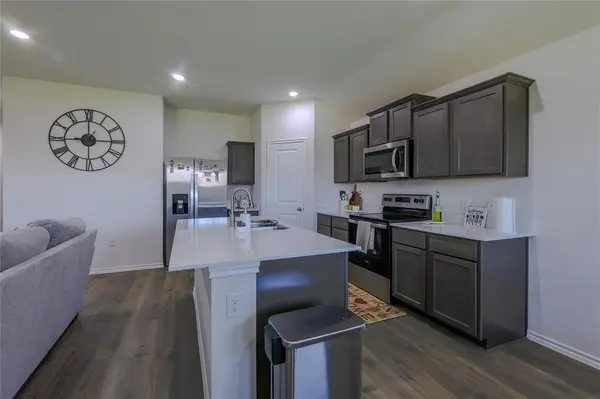 305 Charmed Way, Caddo Mills, TX 75135-6621