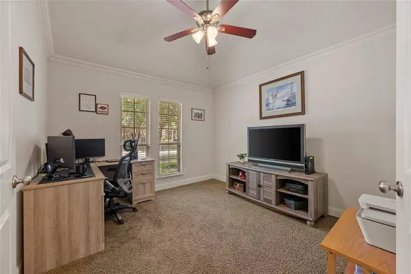 15841 River Glen Drive, Frisco, TX 75035