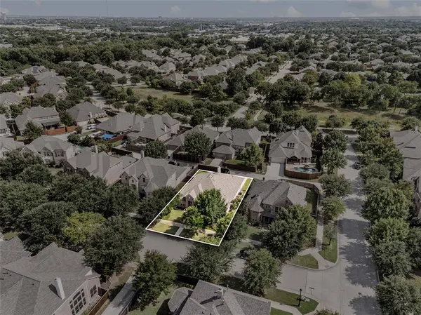 15841 River Glen Drive, Frisco, TX 75035