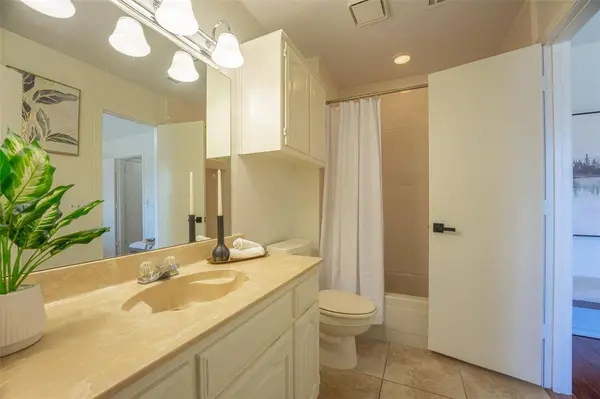 410 W Oak Street, Wylie, TX 75098