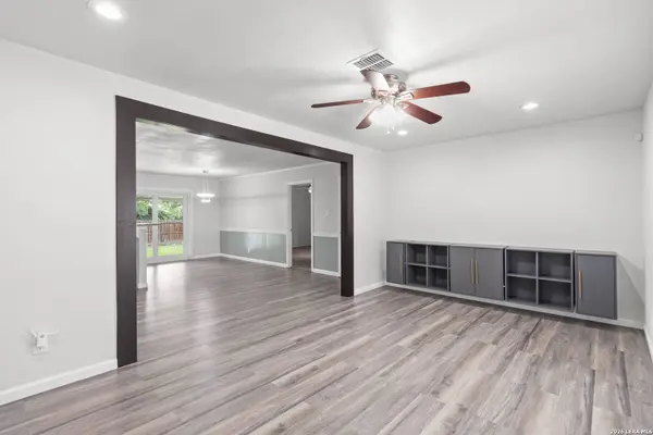 6027 FOREST SHADOW ST, San Antonio, TX 78240