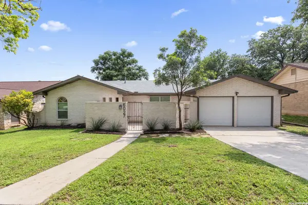 6027 FOREST SHADOW ST, San Antonio, TX 78240