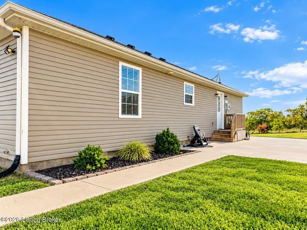 9098 Bloomfield Rd, Springfield, KY 40069