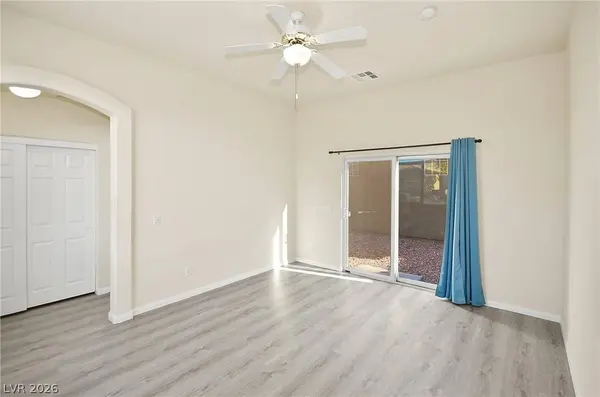 5707 Golden Leaf AVE, Las Vegas, NV 89122