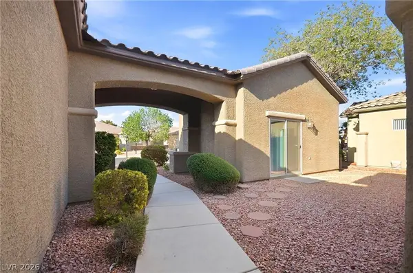 5707 Golden Leaf AVE, Las Vegas, NV 89122