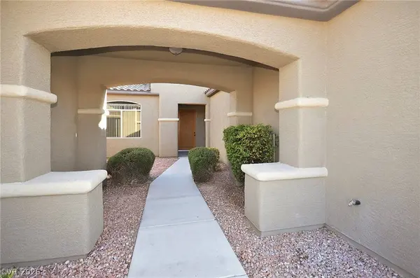 5707 Golden Leaf AVE, Las Vegas, NV 89122
