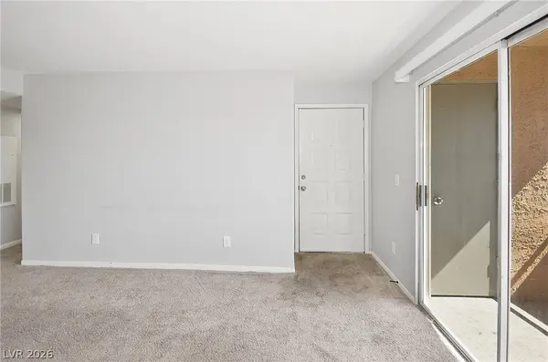 220 Mission Catalina LN #207, Las Vegas, NV 89107