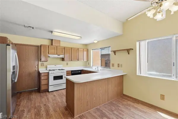 4645 Four Leaf Clover DR, Las Vegas, NV 89122