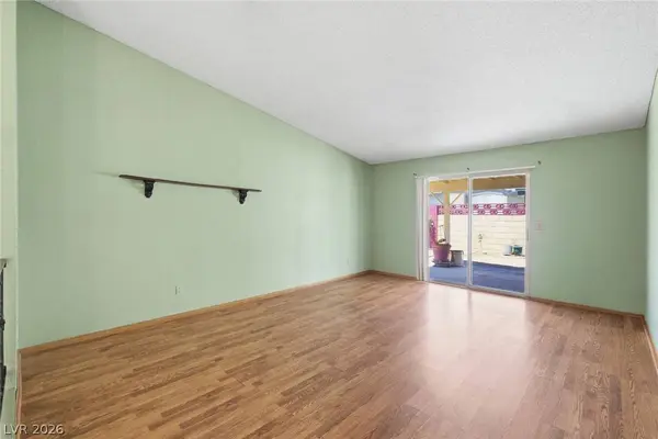 4645 Four Leaf Clover DR, Las Vegas, NV 89122