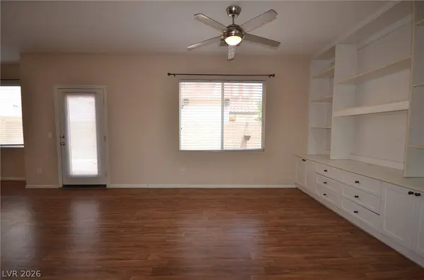 10624 Allegrini DR, Las Vegas, NV 89141
