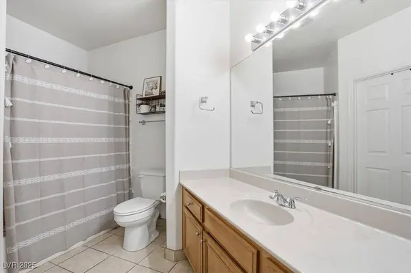 7147 S Durango DR #111, Las Vegas, NV 89113