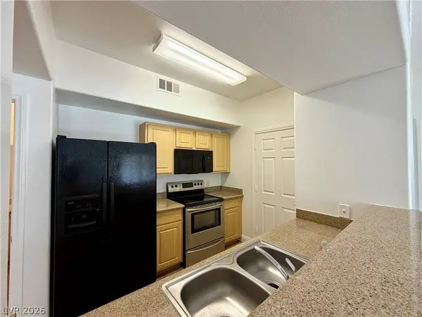 8000 Badura AVE #1026, Las Vegas, NV 89113