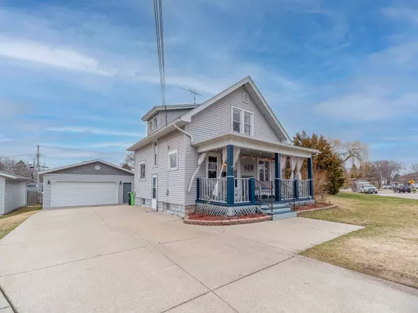 305 Parallel Street, Beaver Dam, WI 53916