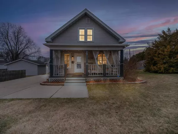 305 Parallel Street, Beaver Dam, WI 53916