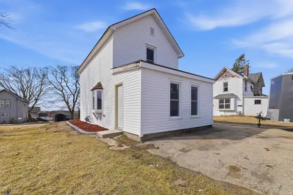 170 S High Street, Mayville, WI 53050