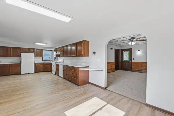 370 N Main Street, Juneau, WI 53039
