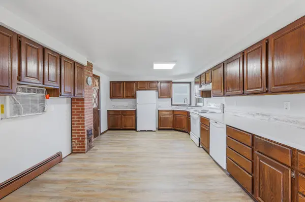 370 N Main Street, Juneau, WI 53039