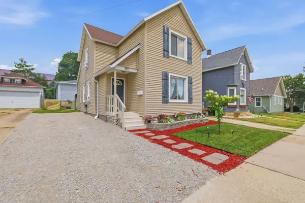 206 4th Street, Beaver Dam, WI 53916