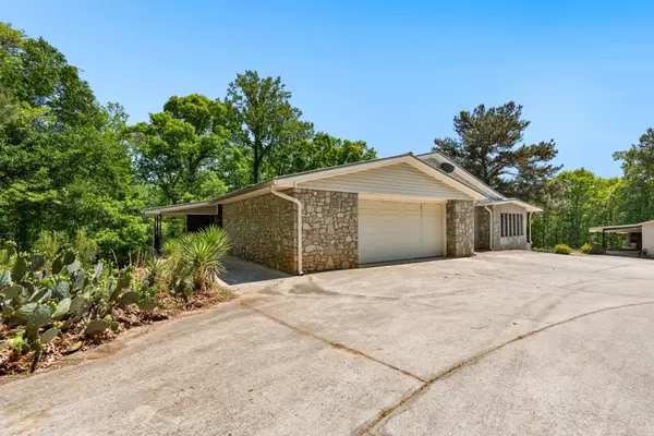 9530 Cedar Grove Rd, Fairburn, GA 30213-1859