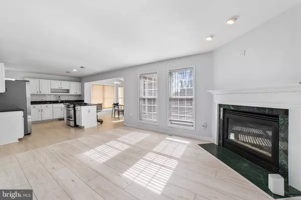 33 KIMBERLY DR, Stafford, VA 22554