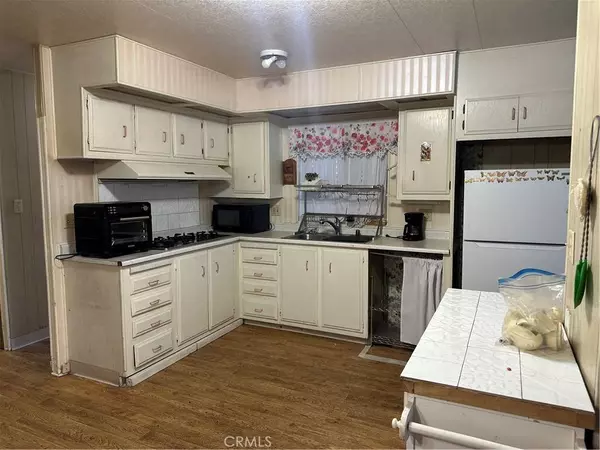 21001 Plummer #95, Chatsworth, CA 91311