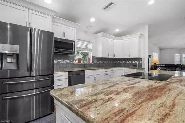 7749 Victoria Cove CT, Fort Myers, FL 33908