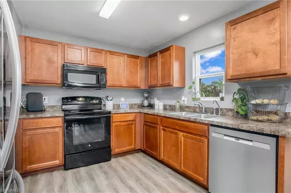 741 Fullerton AVE S, Lehigh Acres, FL 33974