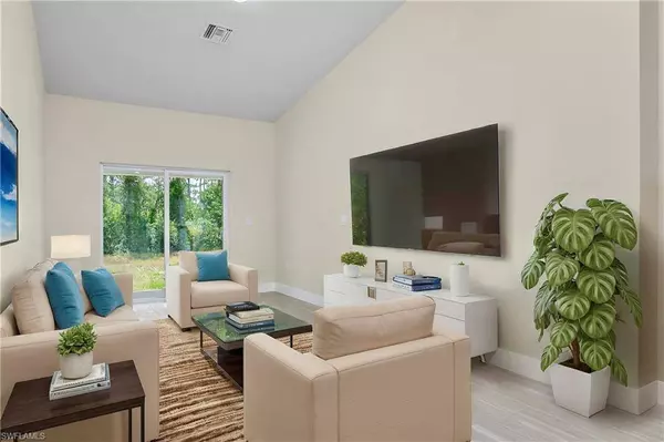 876 Apartment ST E, Lehigh Acres, FL 33974