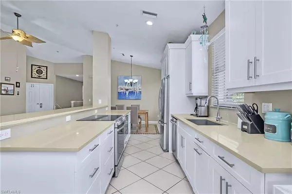 680 Lalique CIR #1205, Naples, FL 34119