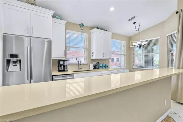 680 Lalique CIR #1205, Naples, FL 34119