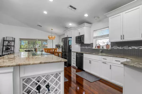 7749 VICTORIA COVE CT, Fort Myers, FL 33908