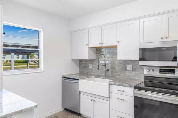 1348 Myerlee Gardens AVE, Fort Myers, FL 33919