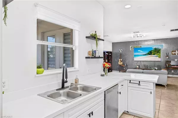 21 Maryland RD, Lehigh Acres, FL 33936