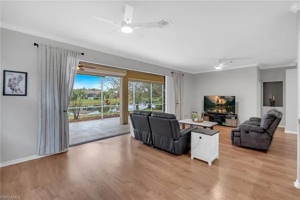 11239 Lakeland CIR, Fort Myers, FL 33913