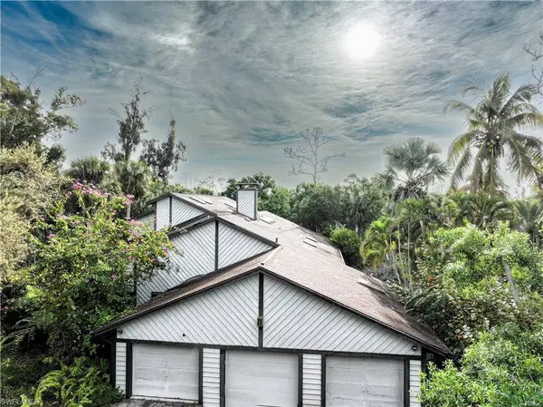 3600 Heritage LN, Fort Myers, FL 33908