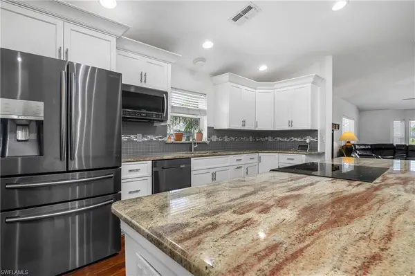 7749 Victoria Cove CT, Fort Myers, FL 33908