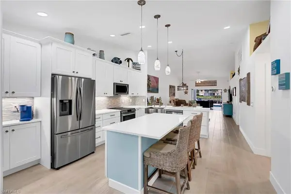 8654 Mustang DR #8, Naples, FL 34113