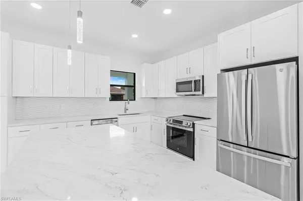 343 Pullman ST, Lehigh Acres, FL 33974