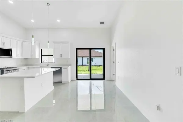 4410-4412 25th ST SW, Lehigh Acres, FL 33973