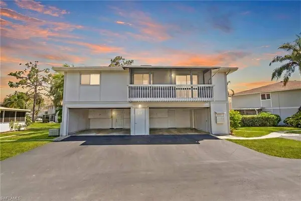 3276 Royal Canadian TRCE #2, Fort Myers, FL 33907