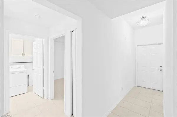 5480 16th PL SW #203, Naples, FL 34116