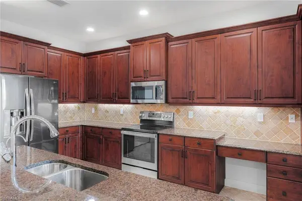 10487 Winged Elm LN, Fort Myers, FL 33913