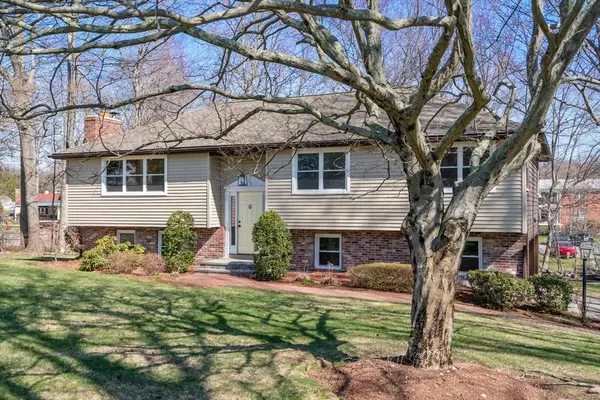 30 Mill Pond Ln, Norwood, MA 02062