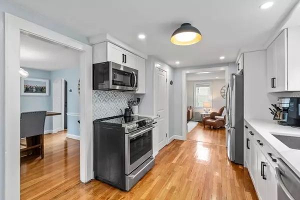 136 Ellis Ave, Norwood, MA 02062