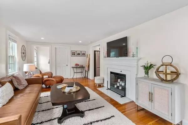 136 Ellis Ave, Norwood, MA 02062