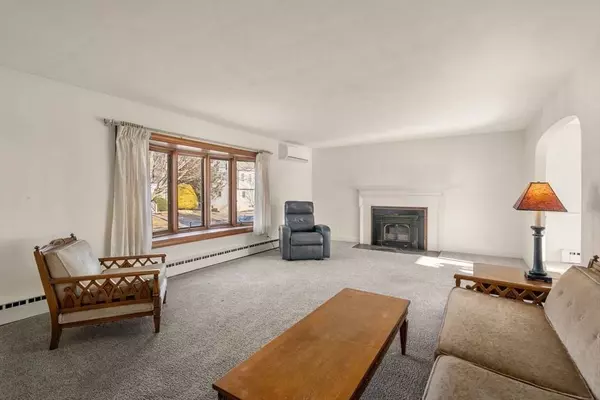 167 Rock St, Norwood, MA 02062